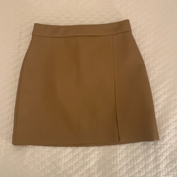 Aritzia Wilfred patio mini skirt NWOT - Picture 9 of 11